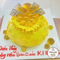 BÁNH KEM TẠO HÌNH TÚI TIỀN