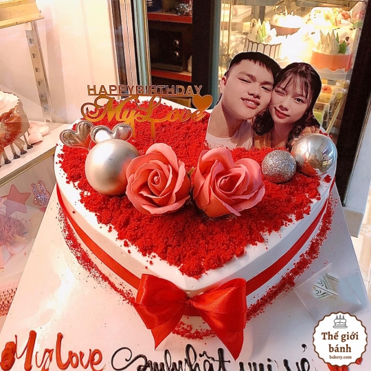 BÁNH KEM SINH NHẬT IN HÌNH TRÁI TIM MẪU 7
